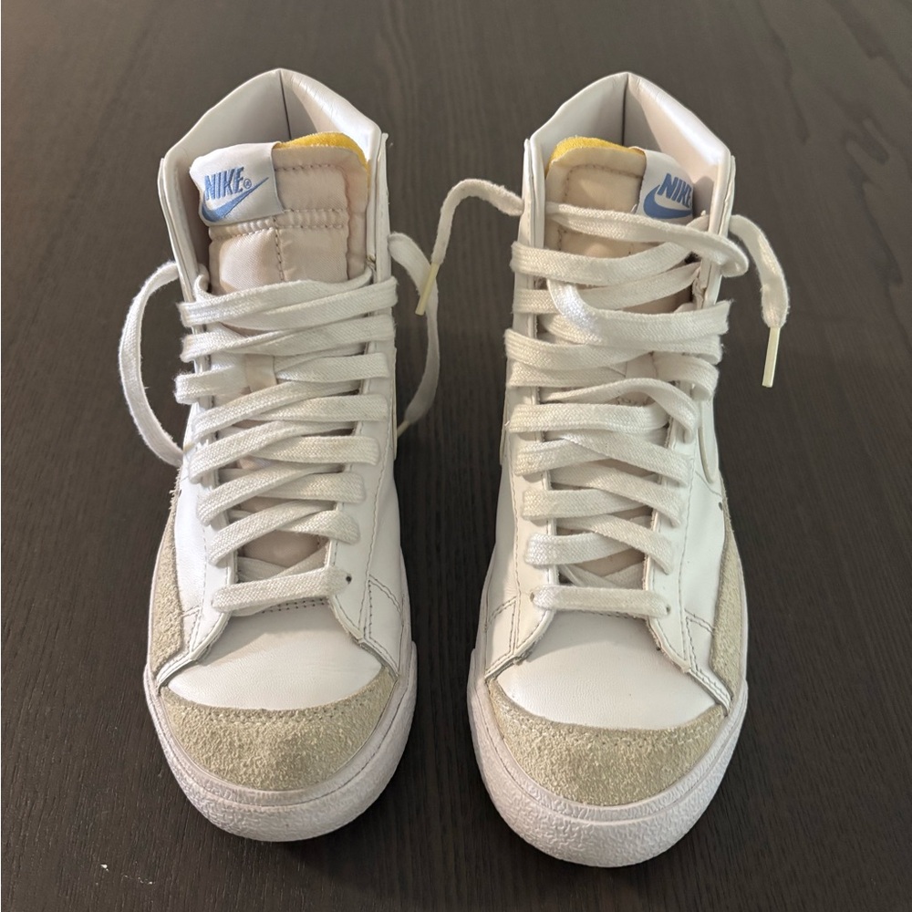 Nike Women’s Blazer Mid ‘77 SE ‘Sisterhood
